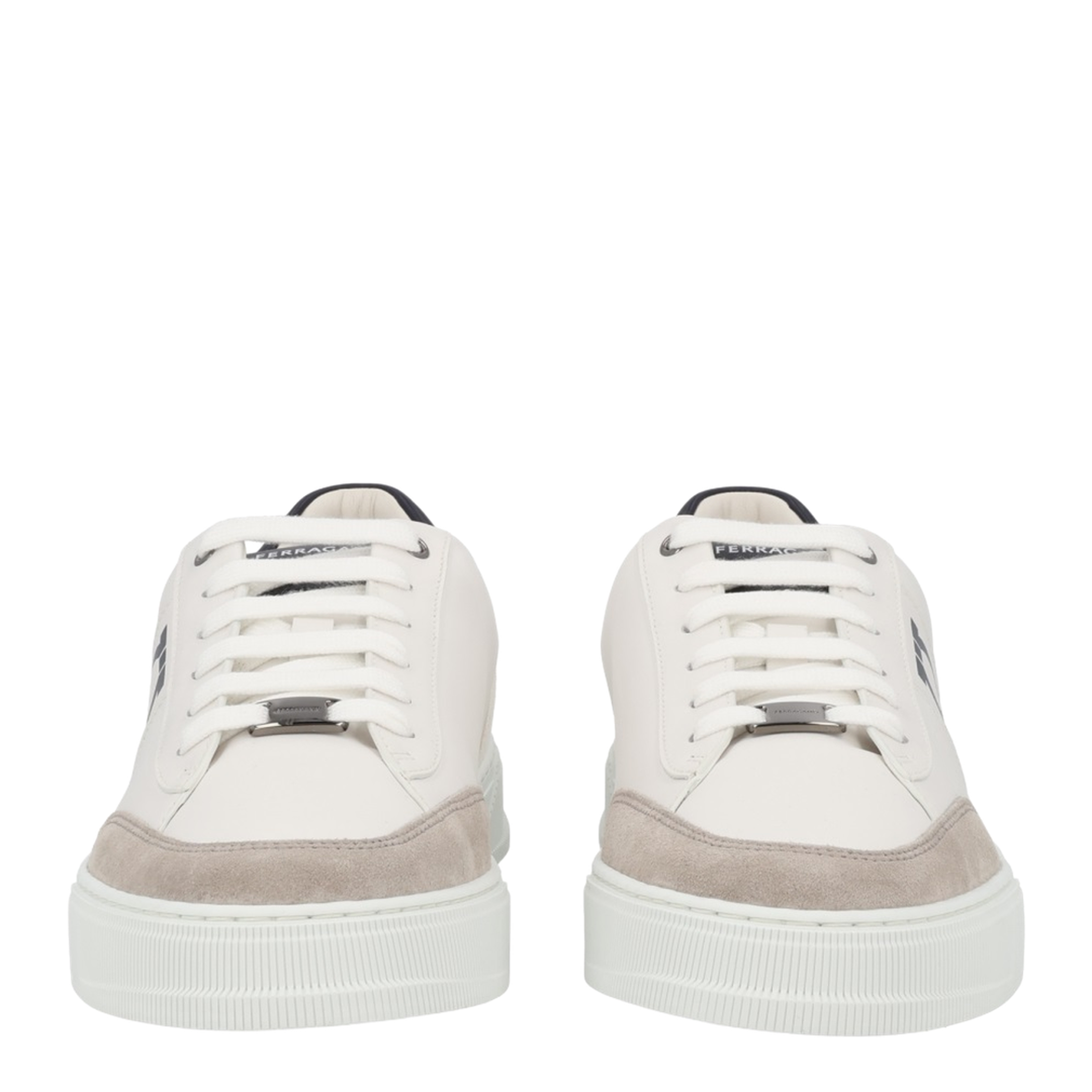 Bos Taurus Sneaker in White - Image 3