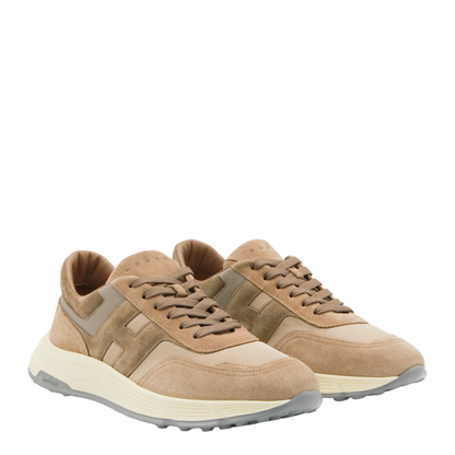 Hyperlight Sneaker - Image 3