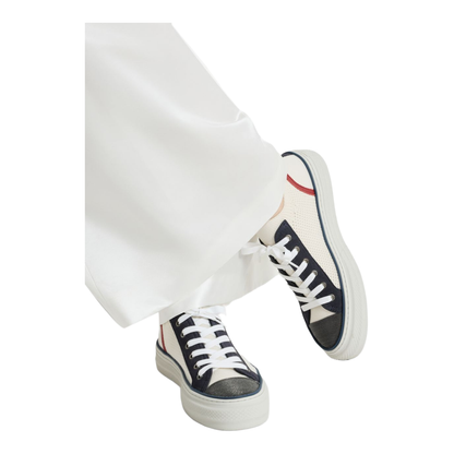 Sneakers - Image 6