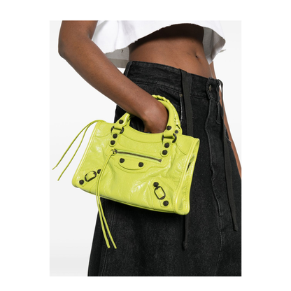 Le City Mini Lambskin Crossbody - Pistache - Image 3
