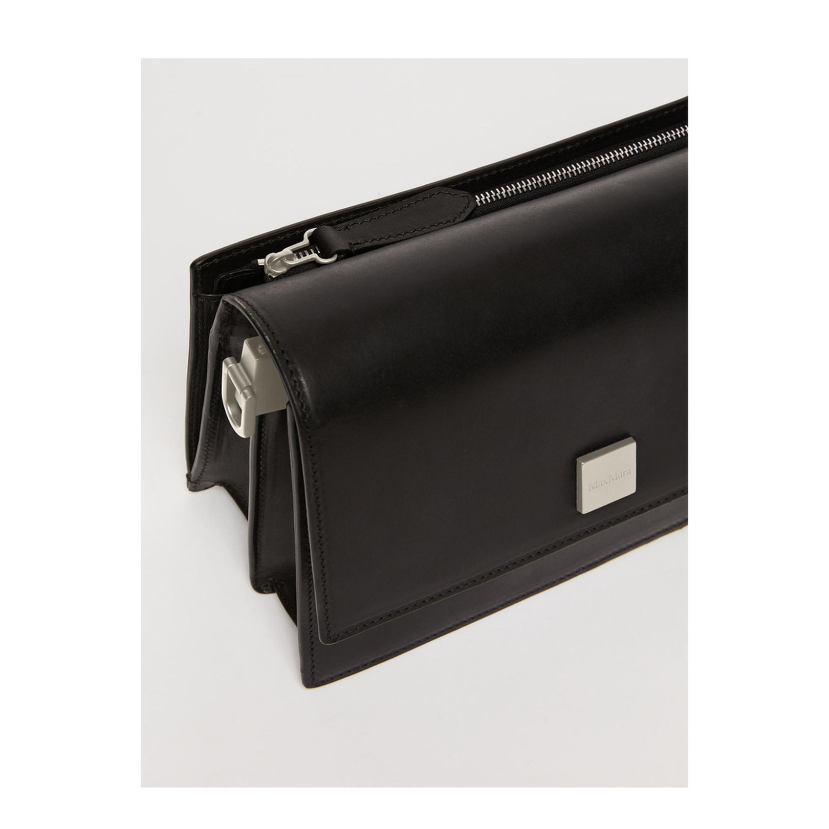 Small Crossbody Bag in Leather Black - Image 4