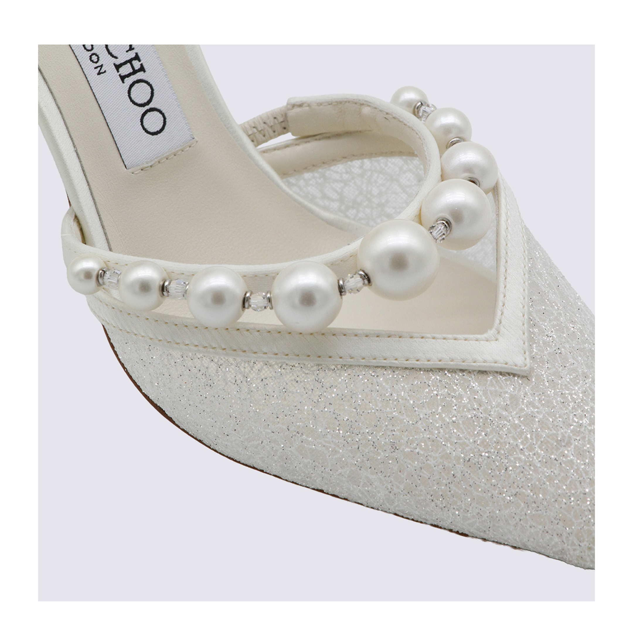 With Heel - Image 7