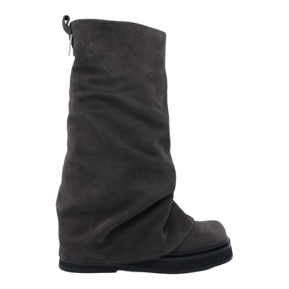 Boots - Image 2