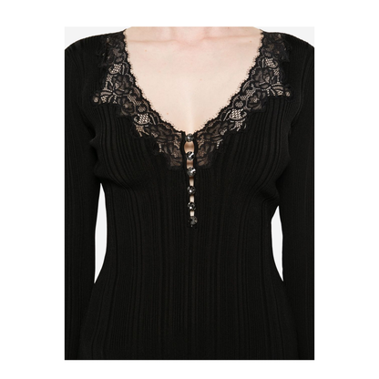 V-Neck Sweater In Black - Image 3