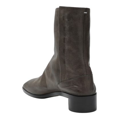 Tabi Ankle Boot in Brown Leather - Image 2