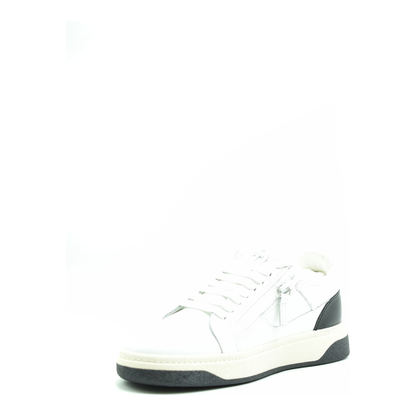 Sneakers - Image 6