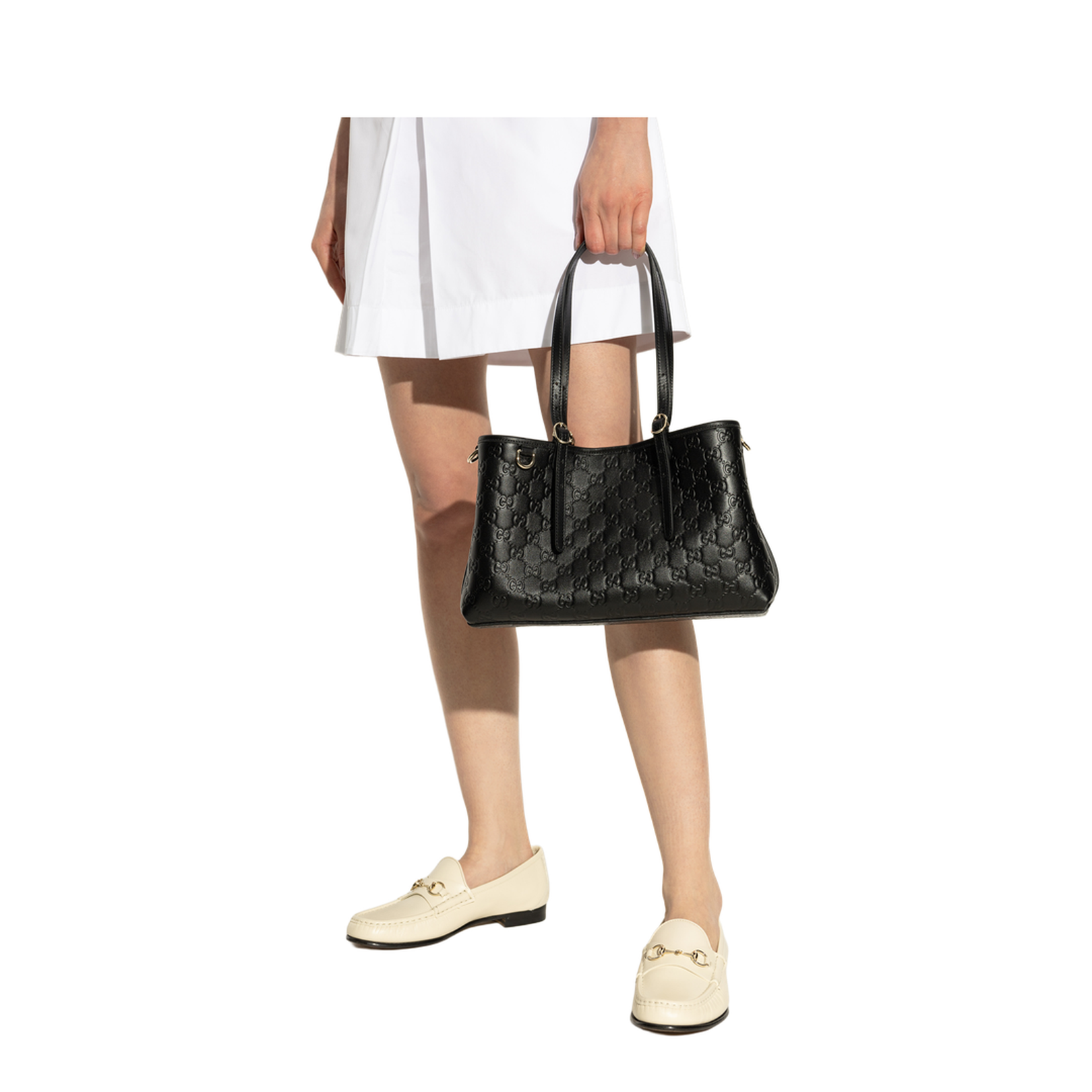 GG Emblem Medium Shoulder Bag - Image 2