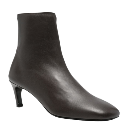 Boots Brown - Image 2