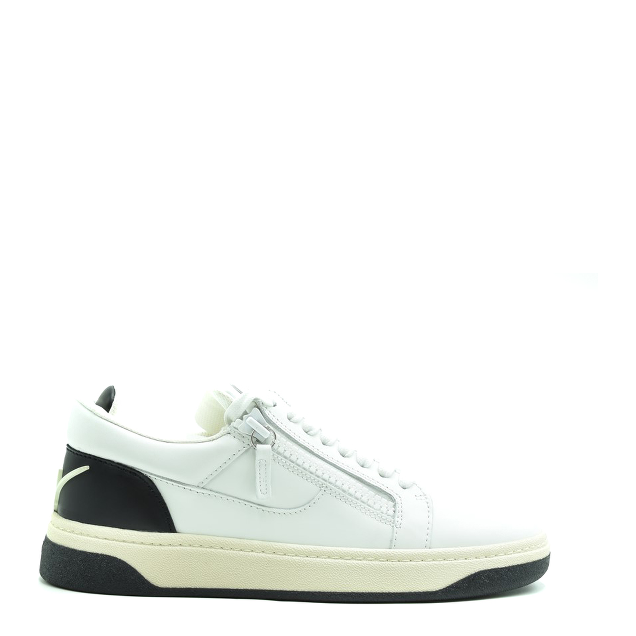 Sneakers - Image 2