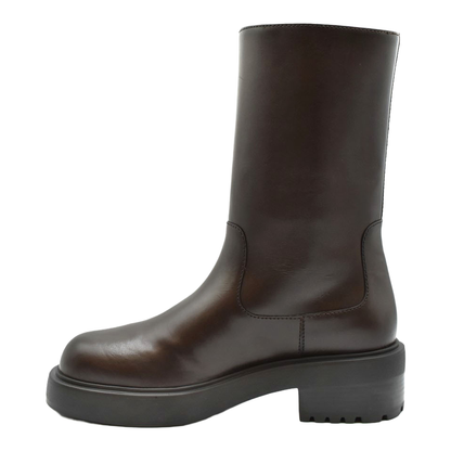 Boots - Image 3