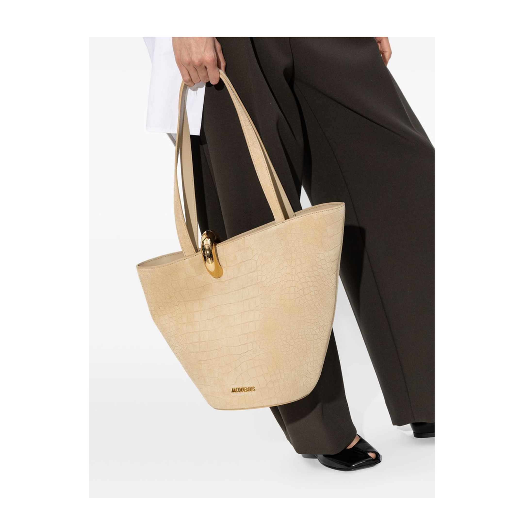 Le Bambola Moyen Calf Leather Bucket Bag - Light Beige - Image 6