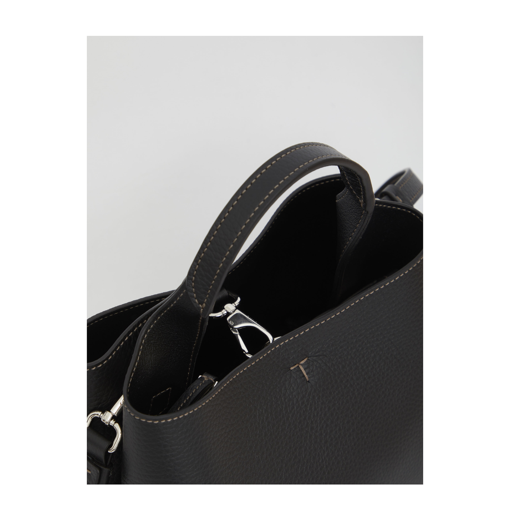 Bag in Leather Micro - Image 4