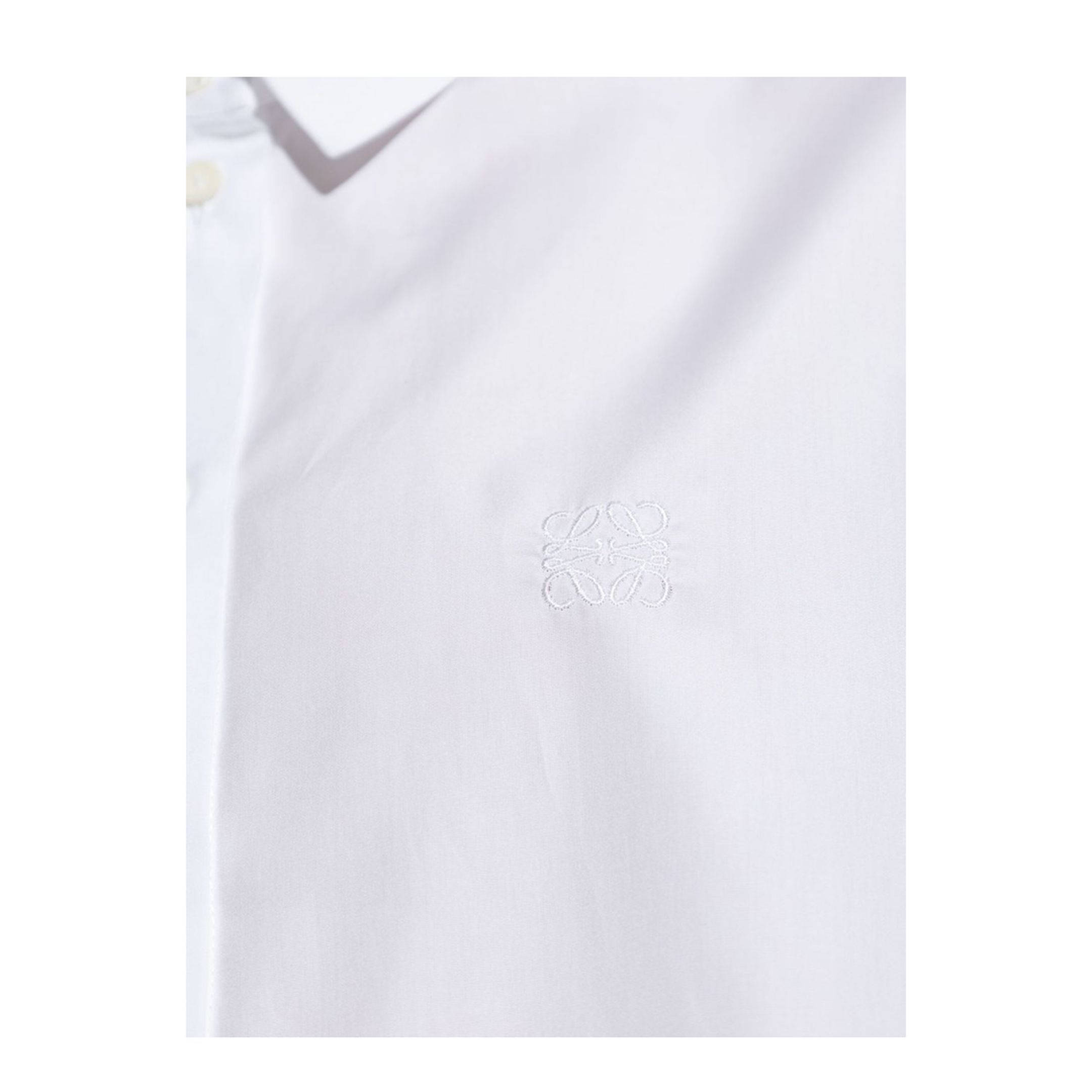 White Short Sleeves Button Fastening Collared Shirt - Image 4