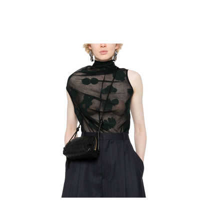 Shoulder Bag in Black - Image 8