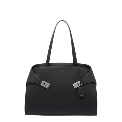 Hug Clasp Shoulder Bag Leather Black - Image 1