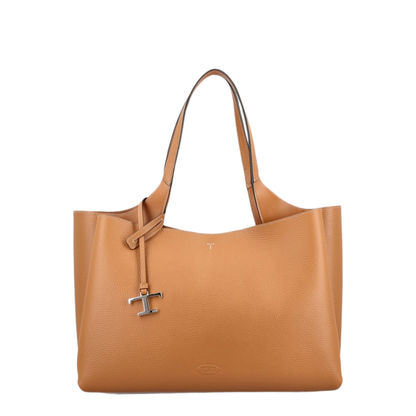 Bags.. LUGGAGE - Image 1