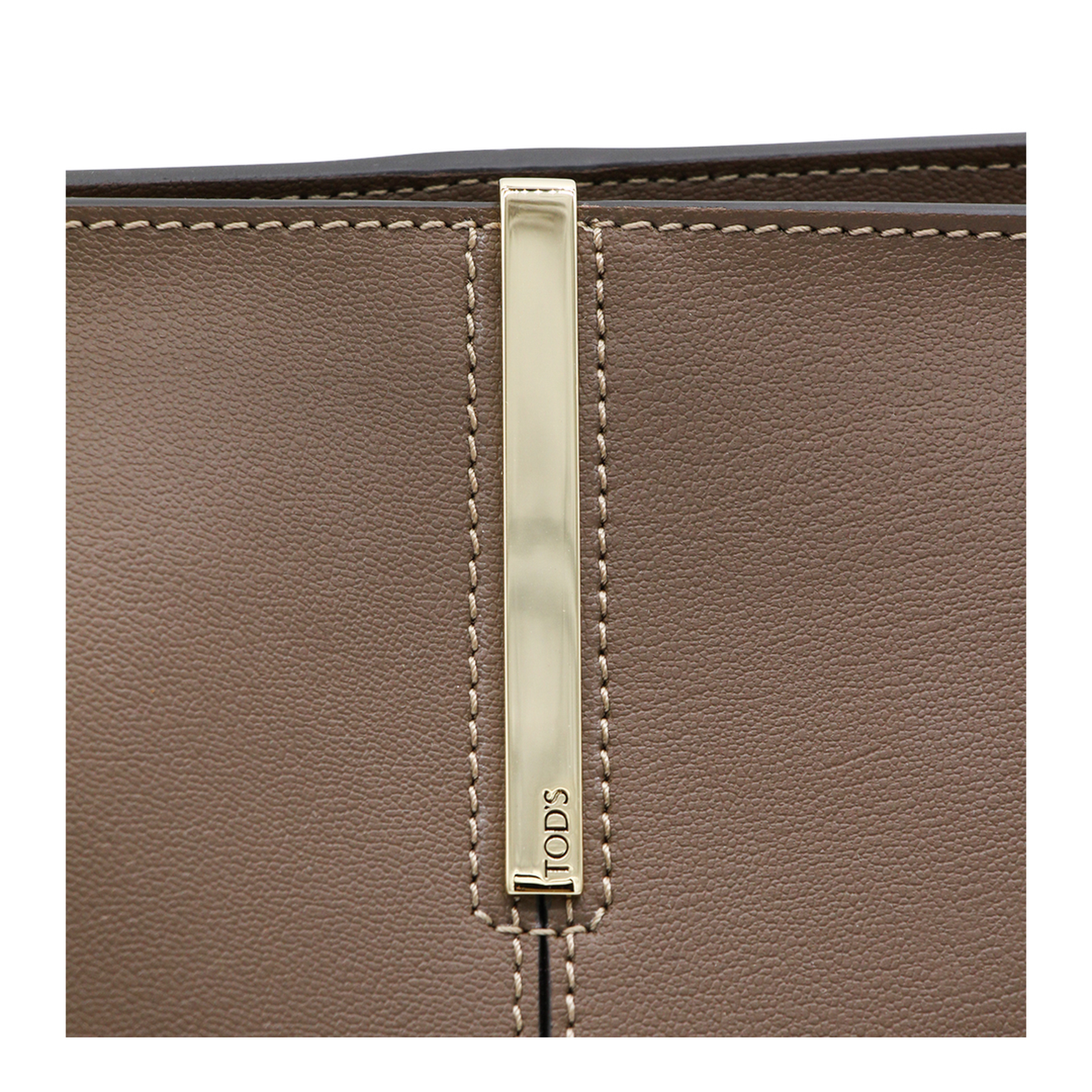 Shopping Bag in Leather Medium-Small - Image 7