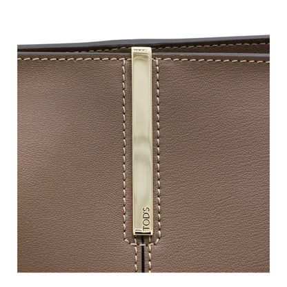 Shopping Bag in Leather Medium-Small - Image 7