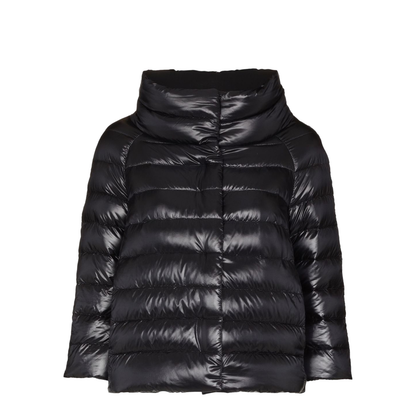 Sofia in Black - Image 1