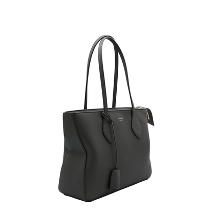 Star-shaped (L) Tote Bag Leather Black - Image 3