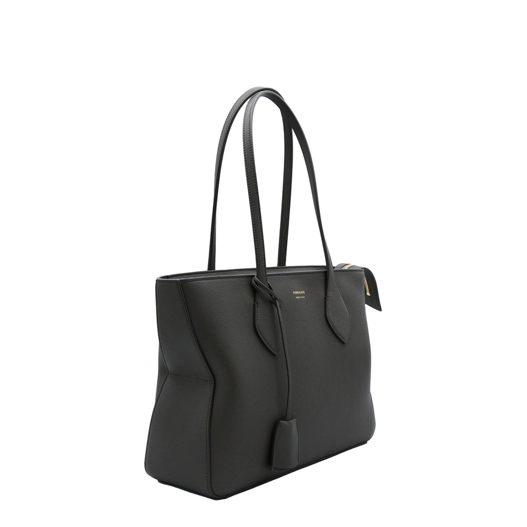 Star-shaped (L) Tote Bag Leather Black - Image 3