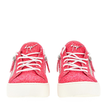 SNEAKER GAIL - Image 2