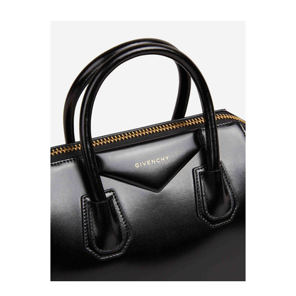 Antigona Medium Handbag Calf Leather Black - Image 5