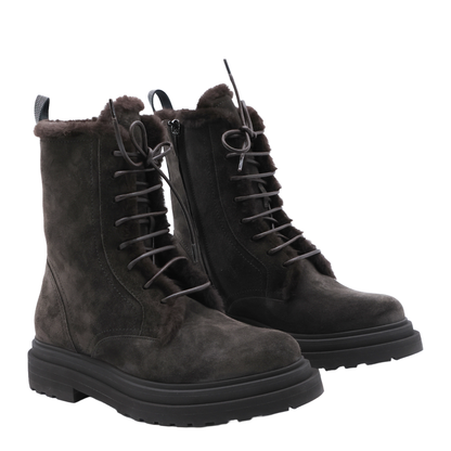 Boots - Image 3