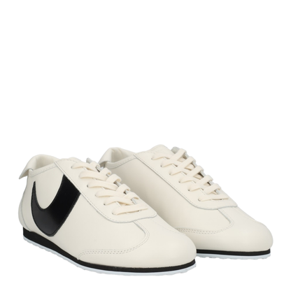 Astra Sneaker - Image 2