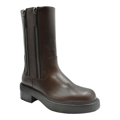 Boots - Image 2