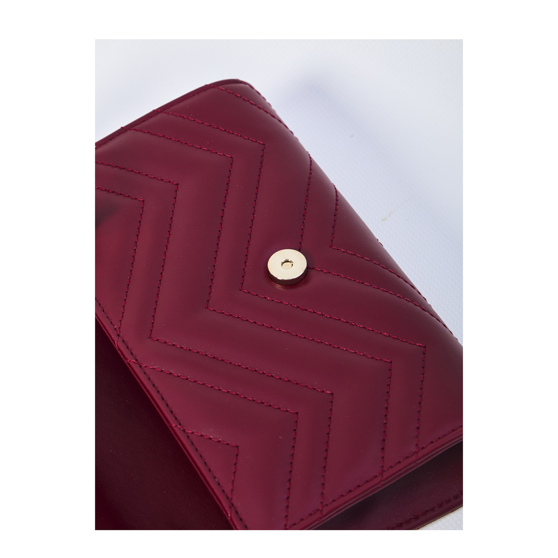 Wallet on Chain in Rosso Ancora Red Leather - Image 4