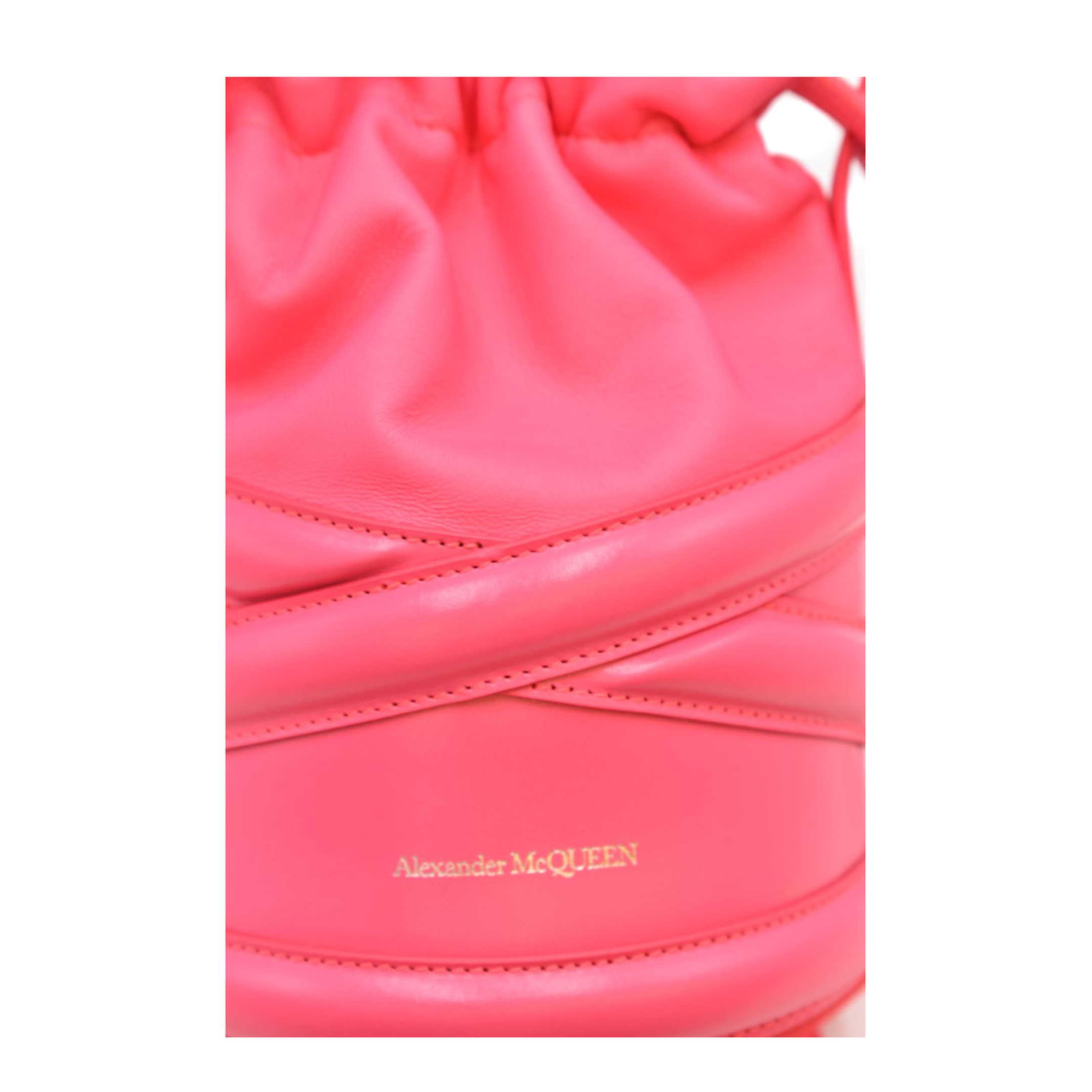The Soft Curve Bucket Bag - Image 5
