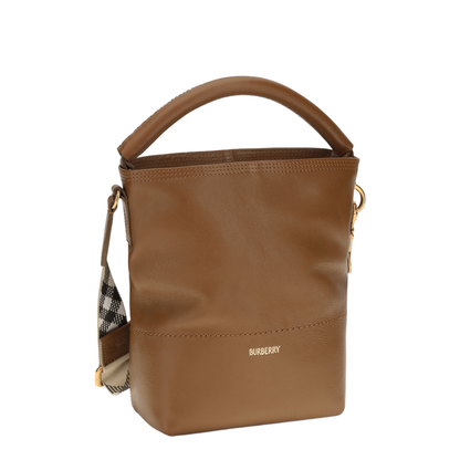 B Clip Bucket Bag - Image 2