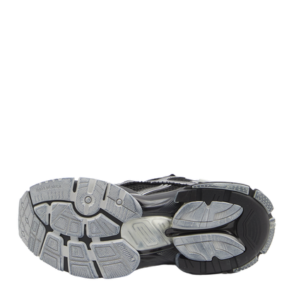 Runner Sneaker in Black/Silver - Image 4