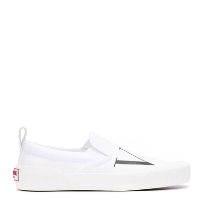 SNEAKER - Image 1