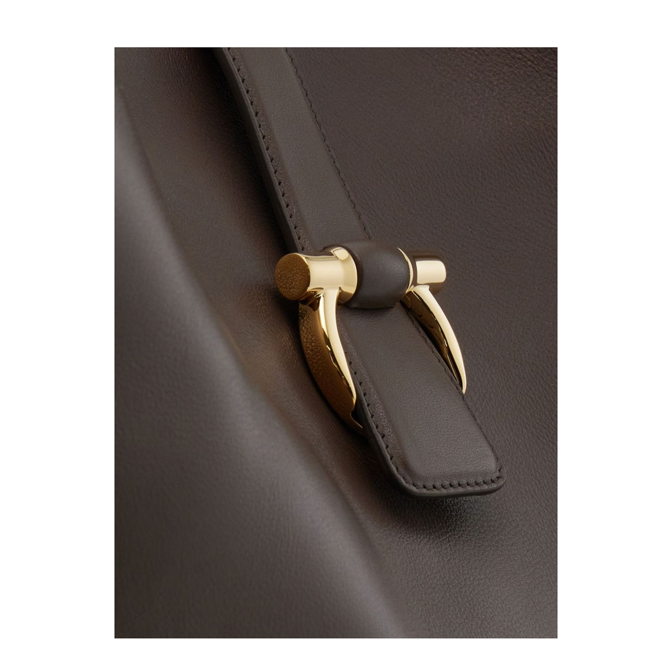 Tote Bag Shoulder Bags in Brown - Image 3