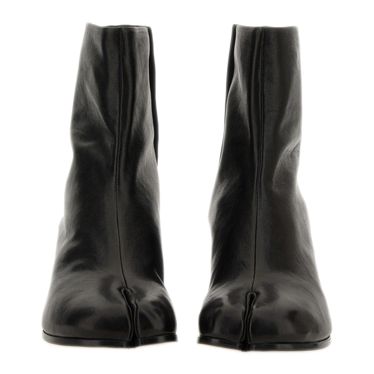 Boots - Image 1
