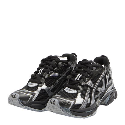 Runner Sneaker in Black/Silver - Image 2