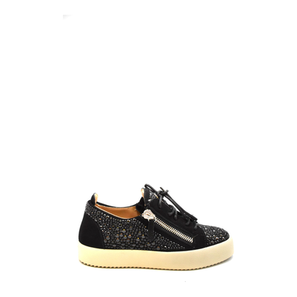 Sneakers - Image 2
