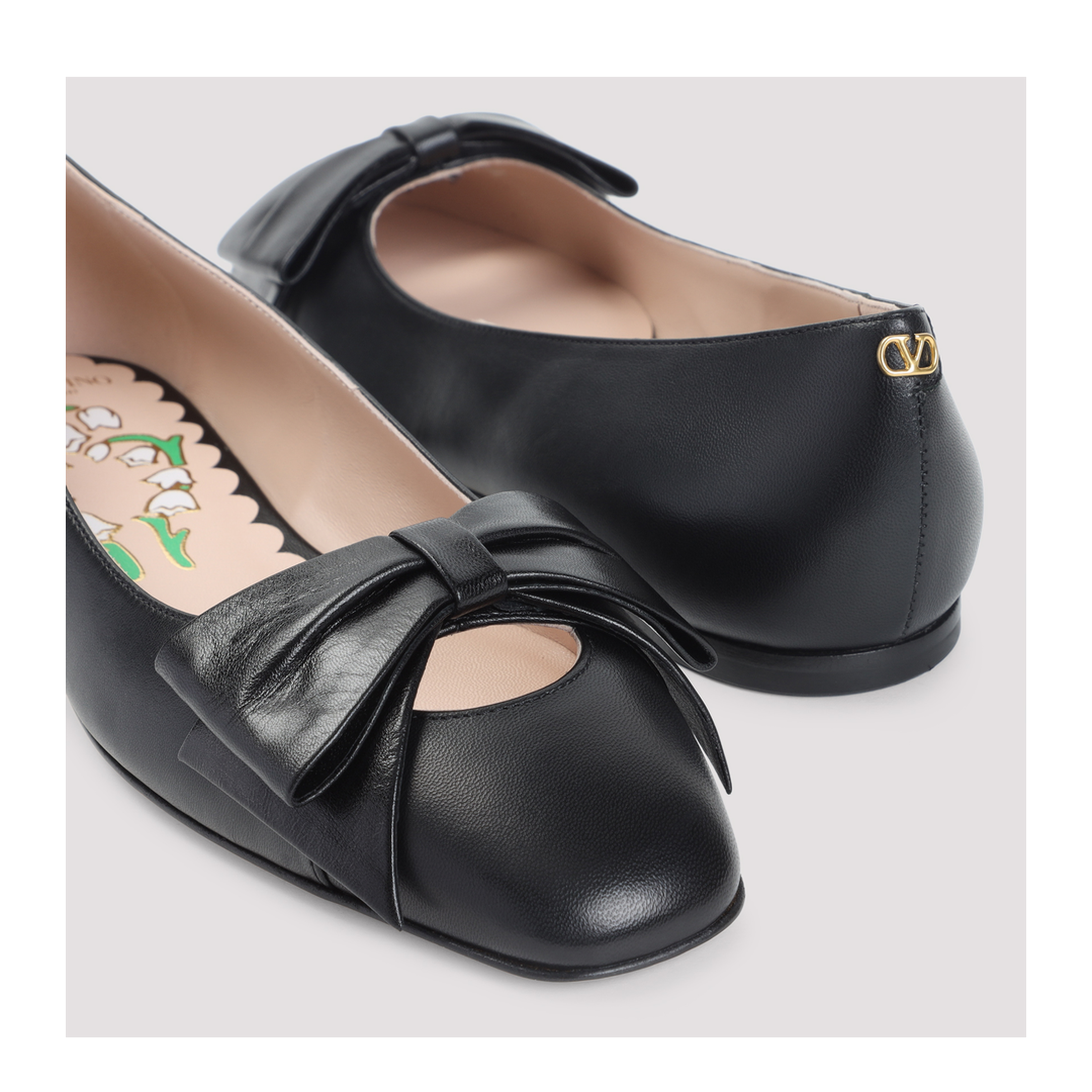 Garavani Bowow T.05 Ballerina - Image 6