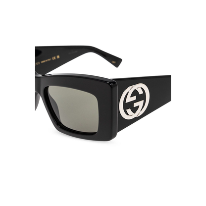 Black Oversize Frame Sunglasses - Image 3