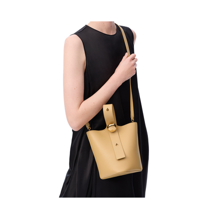 Pebble In Smooth Calfskin Mini Bucket Bag - Image 4