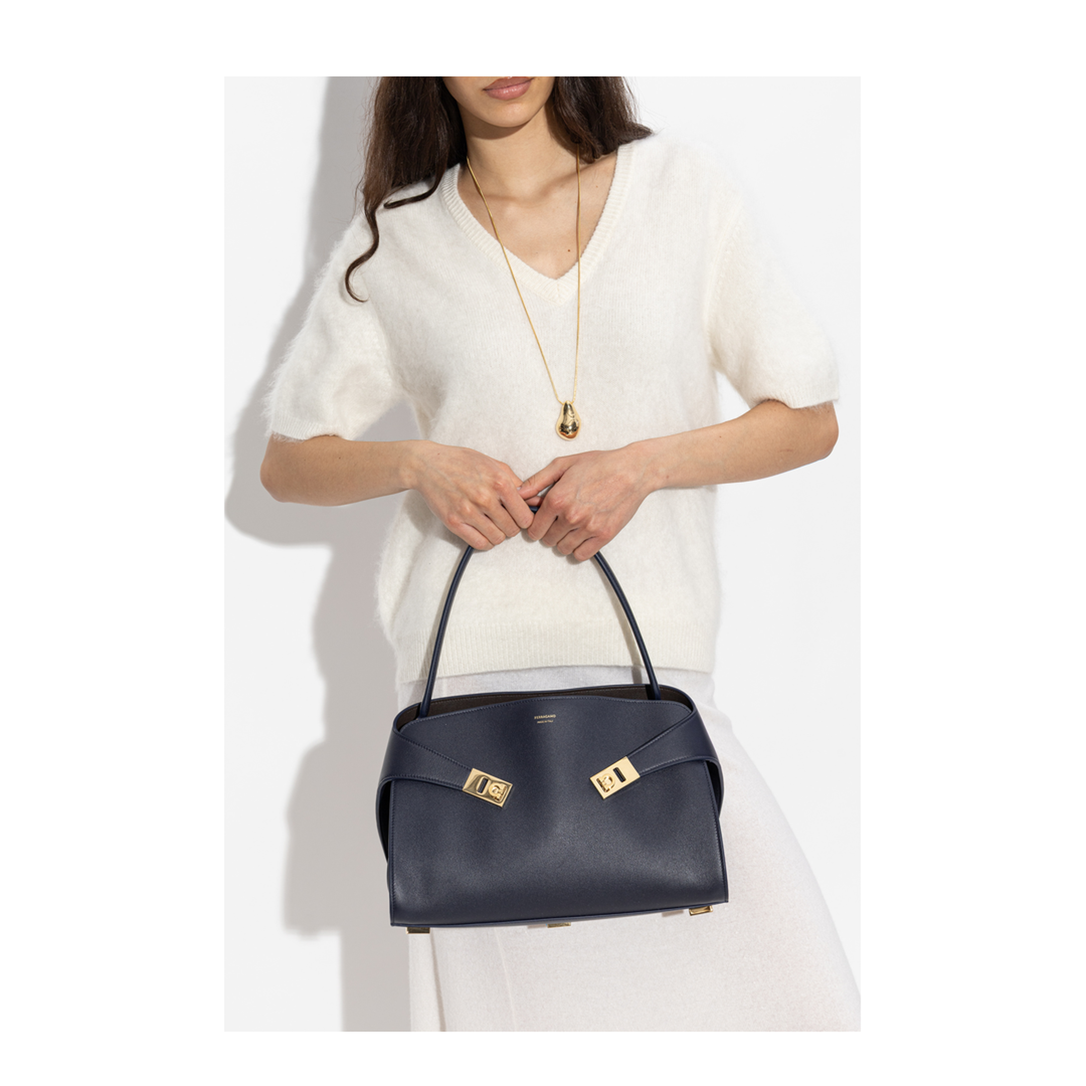 Hug Soft Medium Calfskin Shoulder Bag - NEW NAVY/T DI MORO - Image 2