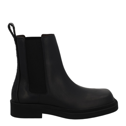 Ben Boots - Image 1