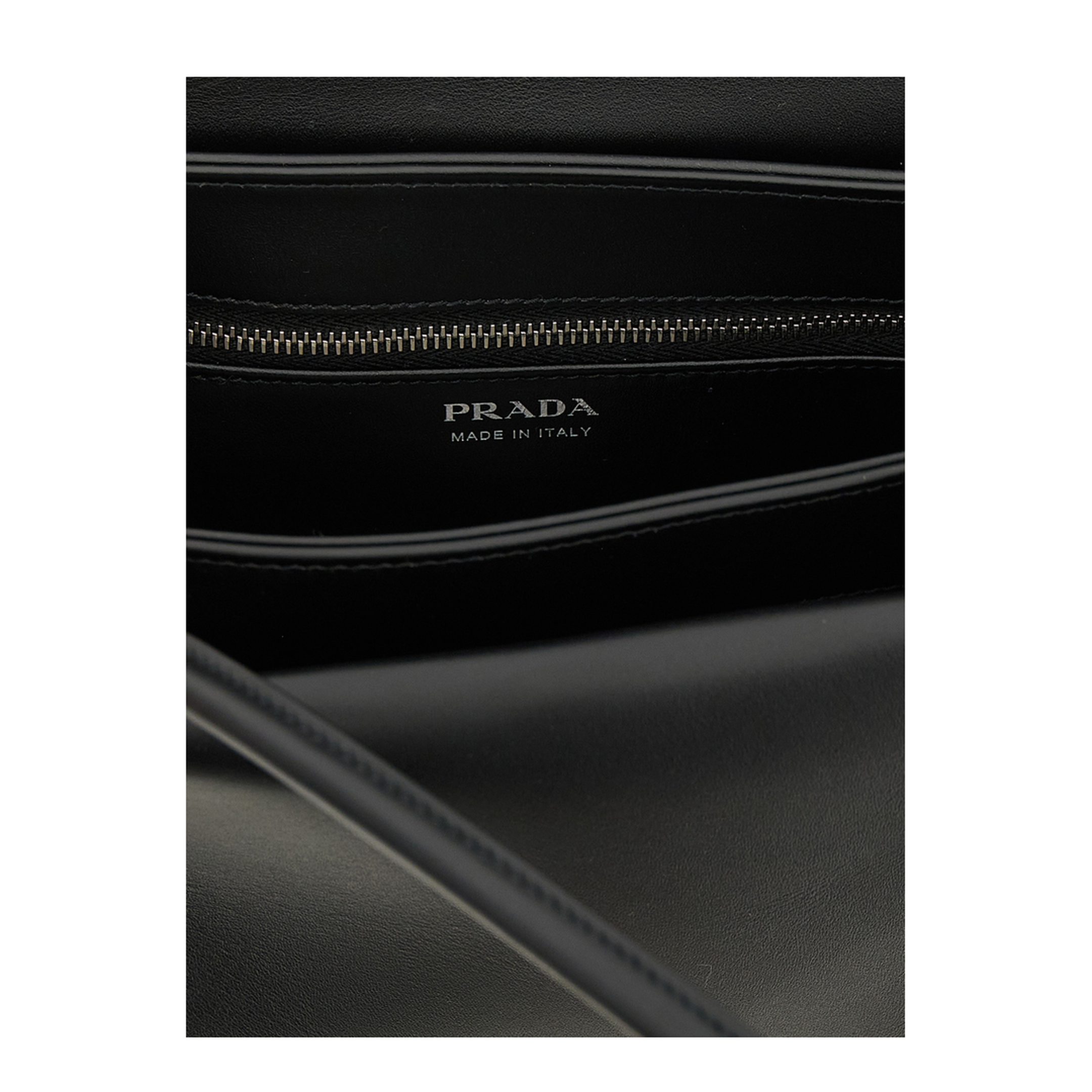 Passage Medium Calfskin Top-Handle Bag - Nero - Image 3