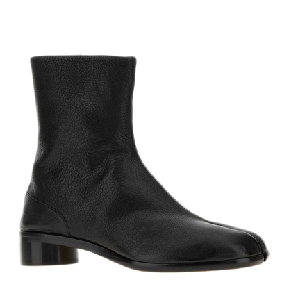 Tabi Leather Ankle Boots In Black - Image 2