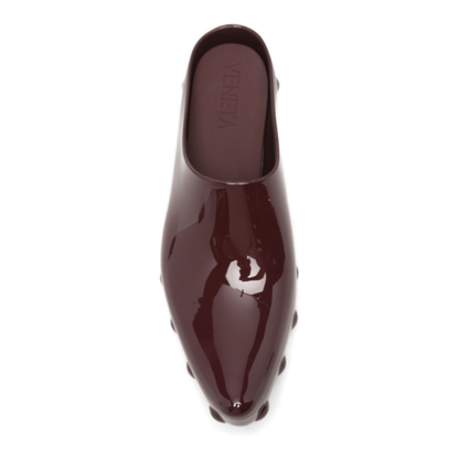 With Heel - Image 4
