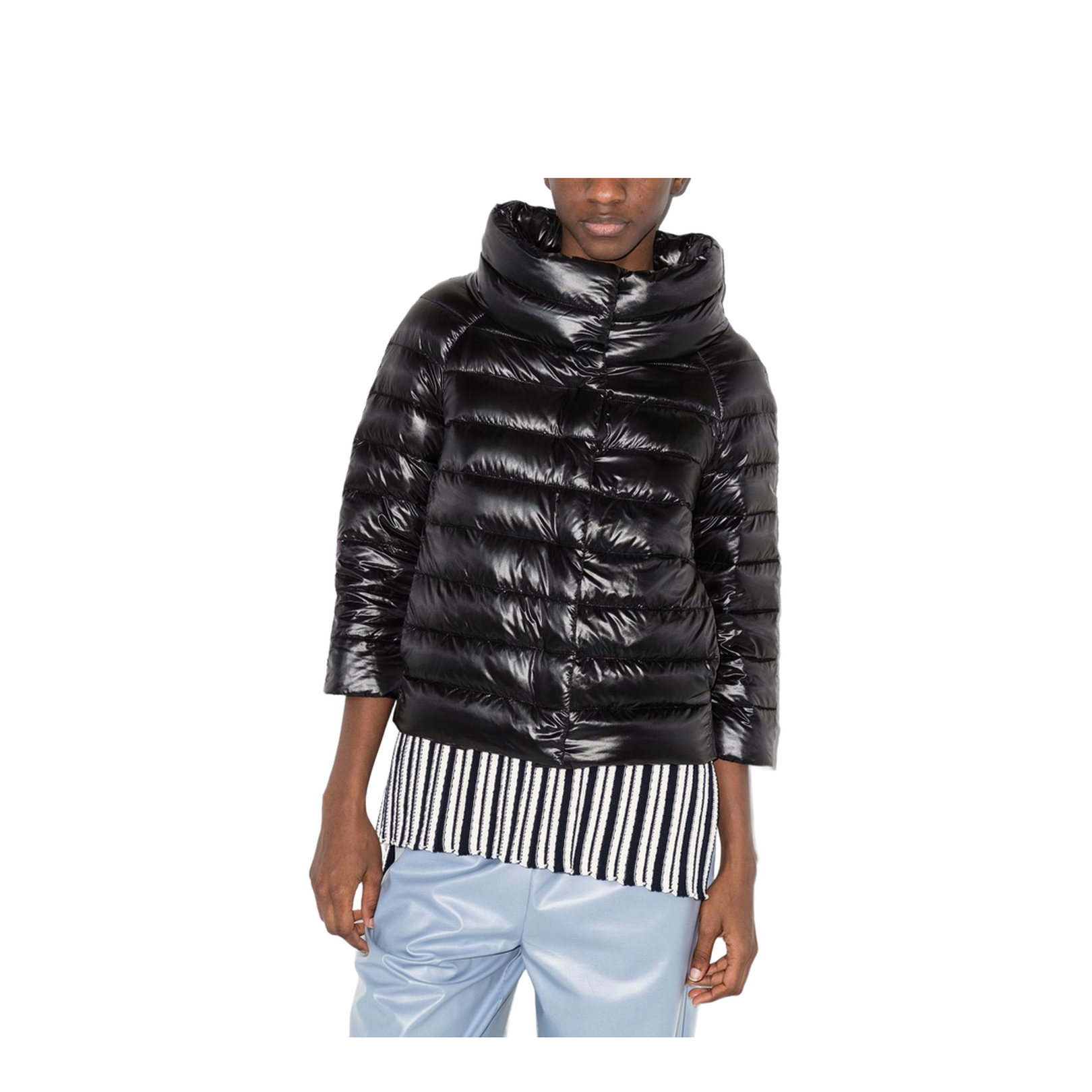 Sofia in Black - Image 2