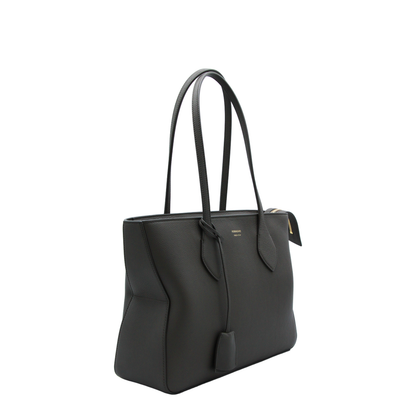 Star-shaped (L) Tote Bag Leather Black - Image 2