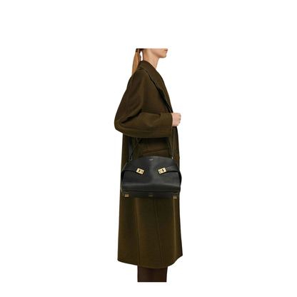 Hug Soft Medium Bicolor Shoulder Bag - Image 2